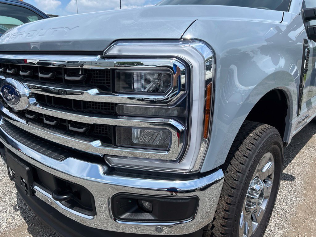 New 2026 Ford F250 King Ranch w/ Chrome Package AWD/4WD image 6