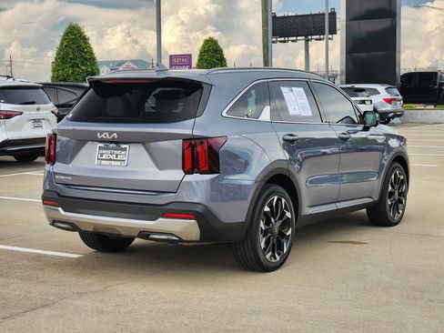 Used 2024 Kia Sorento SX FWD image 7