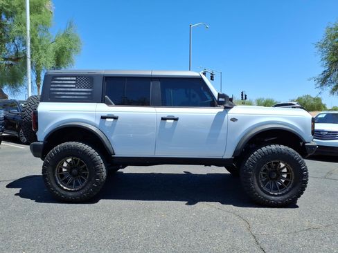 Used 2023 Ford Bronco Wildtrak AWD/4WD image 4