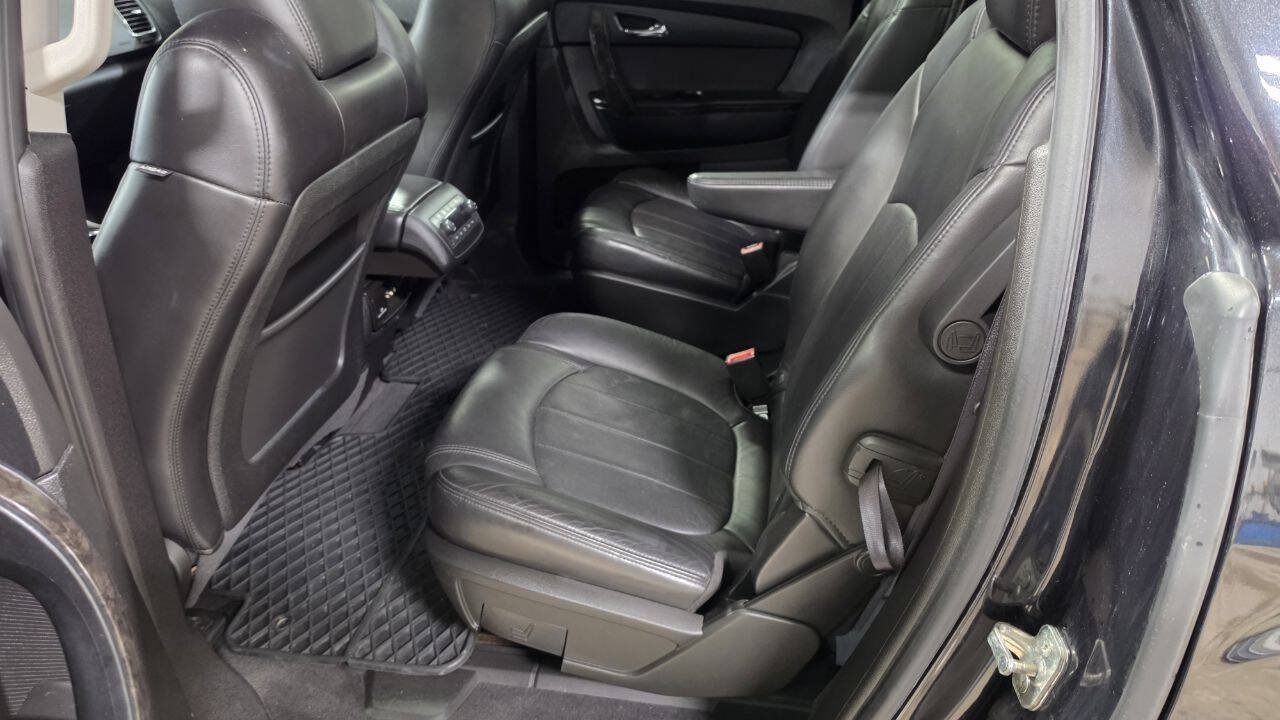 Used 2012 GMC Acadia Denali AWD/4WD image 24