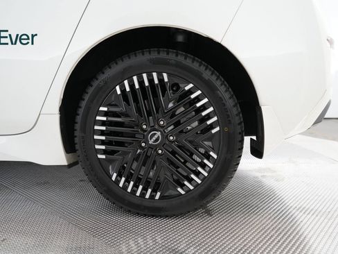 Used 2024 Nissan Leaf SV Plus FWD image 19