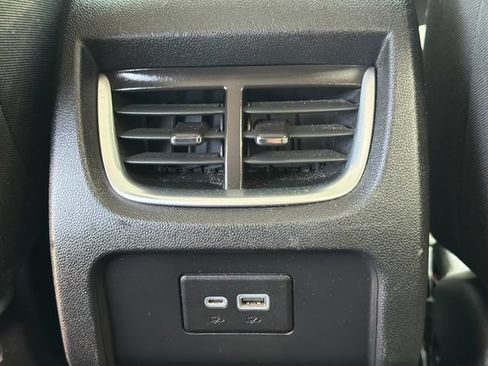 Used 2020 Chevrolet Blazer LT FWD image 15