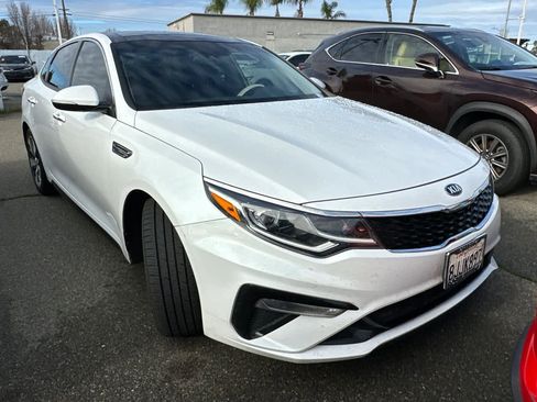 Used 2019 Kia Optima S w/ S Panoramic Sunroof Package image 3