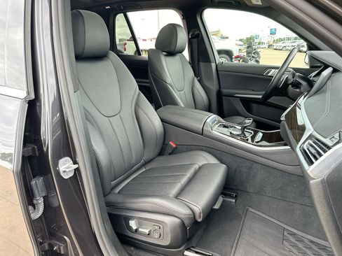 Used 2021 BMW X5 xDrive40i image 25