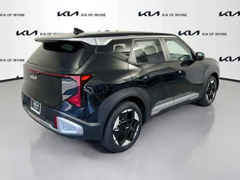 New 2027 Kia Seltos S FWD image 7