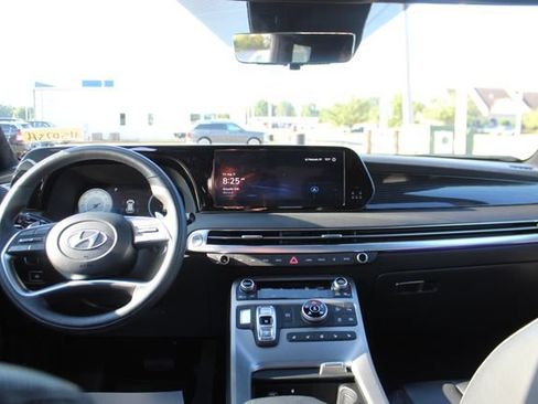 Used 2024 Hyundai Palisade Calligraphy AWD/4WD image 13