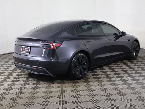 Used 2024 Tesla Model 3 Long Range RWD image 11