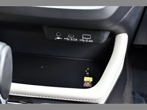 Certified 2026 Subaru Forester Premium AWD/4WD image 37
