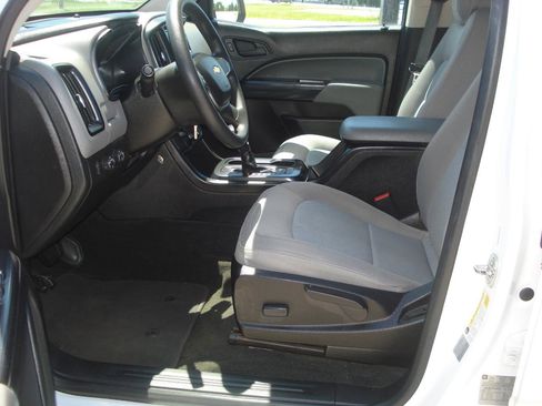 Used 2016 Chevrolet Colorado W/T w/ WT Convenience Package AWD/4WD image 18