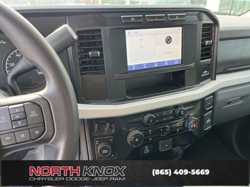 Used 2023 Ford F350 XLT w/ Snow Plow Prep Package image 10