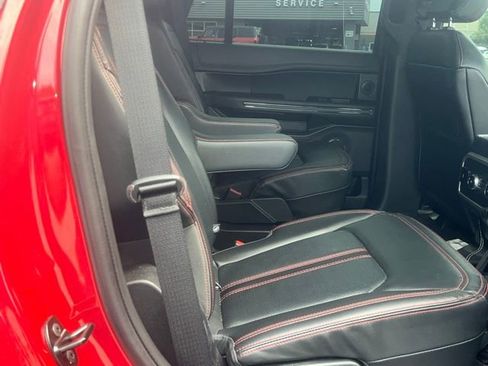 Used 2022 Ford Expedition Limited AWD/4WD image 10