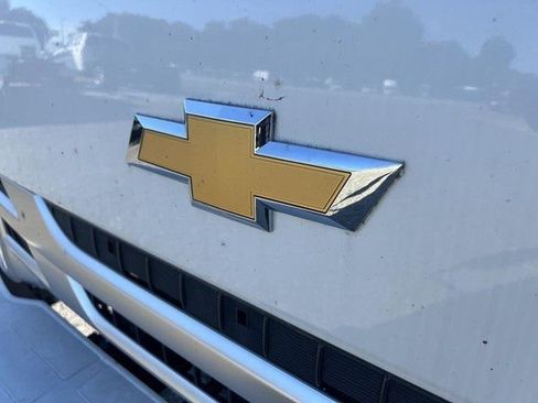 Used 2024 Chevrolet Low Cab Forward image 43