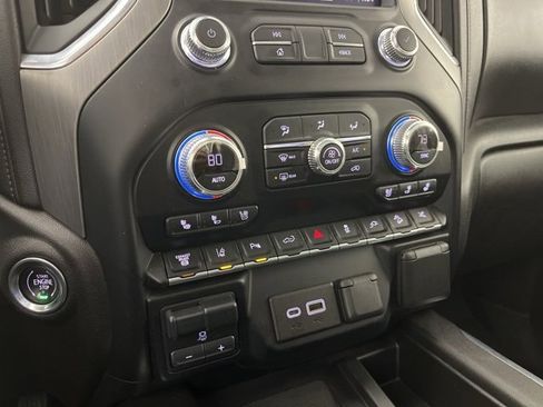 Used 2021 GMC Sierra 3500 Denali w/ Denali Ultimate Package image 14