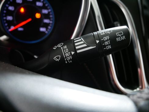 Used 2023 Chevrolet Equinox Premier AWD/4WD image 31