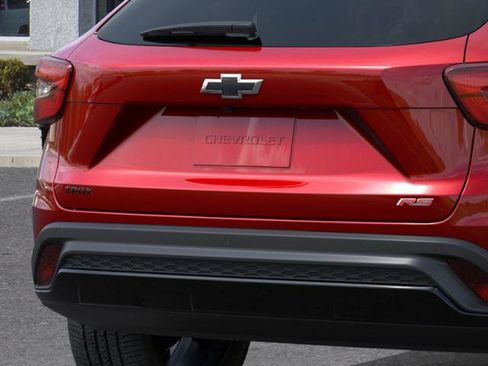 New 2026 Chevrolet Trax RS w/ Driver Confidence Package FWD image 14