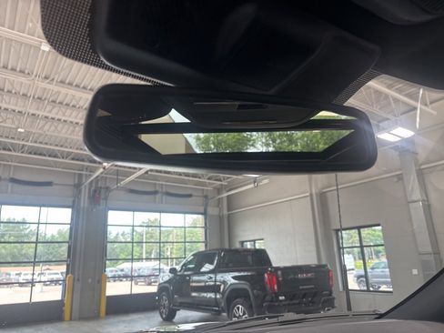 Used 2024 Ford F150 Lariat w/ Equipment Group 502A High image 49