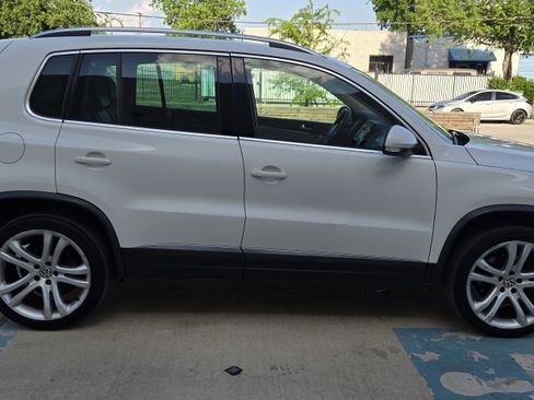 Used 2013 Volkswagen Tiguan SEL FWD image 10