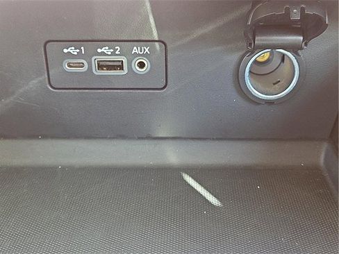 Used 2024 Nissan Altima 2.5 SV image 16