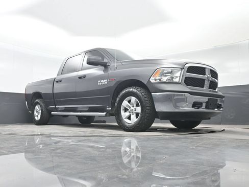 Used 2018 RAM 1500 Tradesman w/ Chrome Appearance Group AWD/4WD image 33