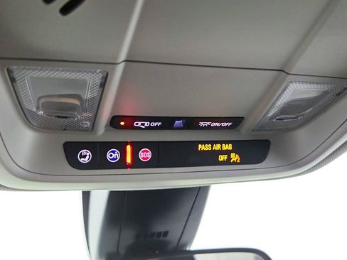 Used 2025 Chevrolet Blazer LT AWD/4WD image 34