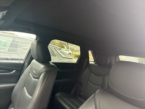 Used 2024 Cadillac XT5 Premium Luxury image 6
