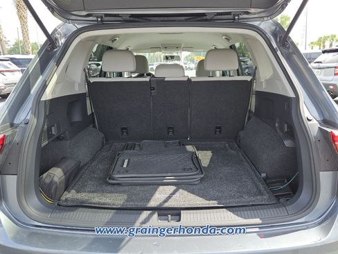 Used 2018 Volkswagen Tiguan S AWD/4WD image 13