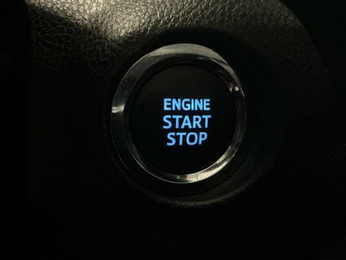 Certified 2021 Toyota RAV4 Limited FWD image 29