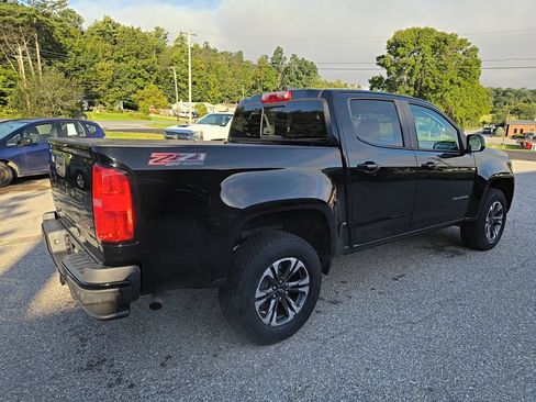 Used 2021 Chevrolet Colorado Z71 AWD/4WD image 5