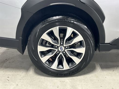 Certified 2024 Subaru Outback Limited image 12