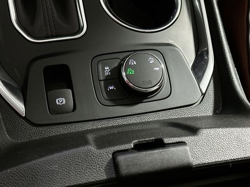 Used 2019 Chevrolet Traverse High Country image 29