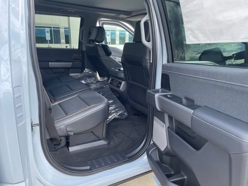 New 2026 Ford F450 Lariat w/ Lariat Ultimate Package AWD/4WD image 13