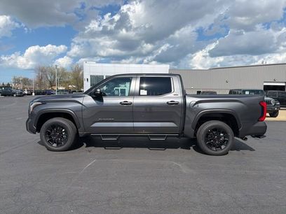 New 2026 Toyota Tundra SR5