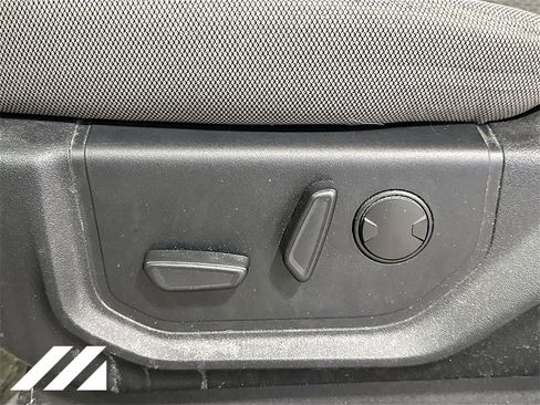 Used 2019 Ford F150 XLT w/ Equipment Group 302A Luxury image 20