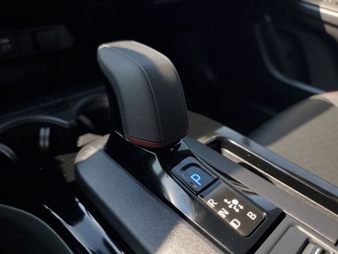 Certified 2024 Toyota Prius Prime FWD image 31