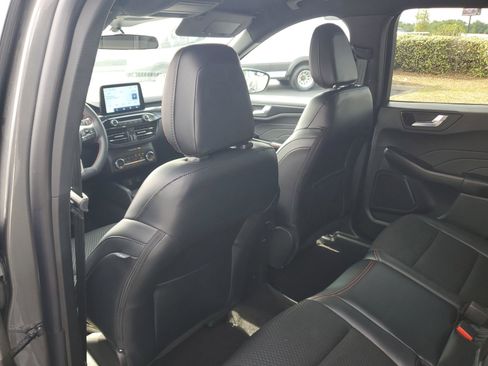 Certified 2025 Ford Escape ST-Line Select AWD/4WD image 11