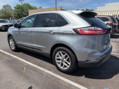 Used 2024 Ford Edge SEL image 5