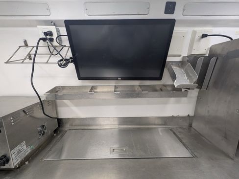 Used 2021 Mercedes-Benz Sprinter 4500 w/ Parking Package image 14