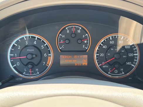 Used 2015 Nissan Armada Platinum AWD/4WD image 17