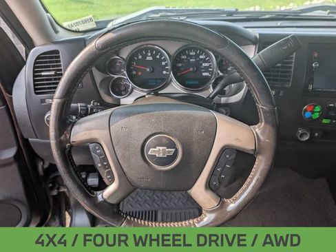 Used 2007 Chevrolet Silverado 1500 LT w/ 1LT Convenience Package AWD/4WD image 14