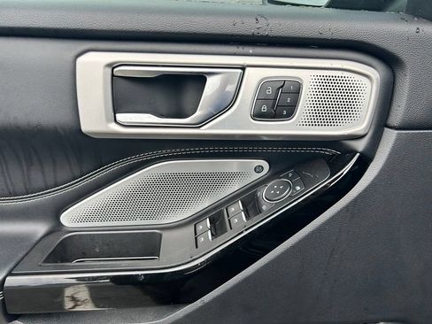 Used 2021 Ford Explorer ST w/ Equipment Group 401A AWD/4WD image 22