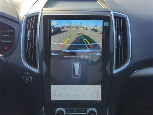 Used 2024 Ford Edge ST w/ Equipment Group 401A image 16