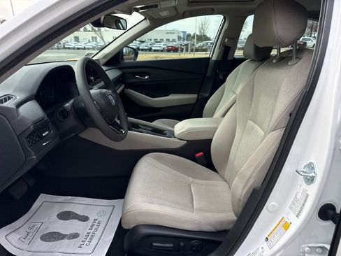 Certified 2025 Honda Accord SE image 12