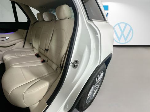 Used 2022 Mercedes-Benz GLC 300 image 25