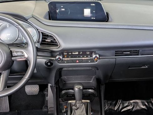 Used 2025 MAZDA CX-30 AWD 2.5 S w/ Preferred Package image 19