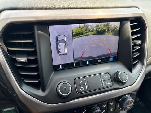 Used 2023 GMC Acadia AT4 w/ Technology Package AWD/4WD image 16