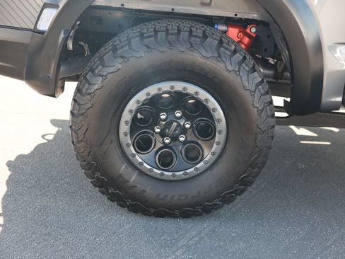 Used 2025 Ford F150 Raptor AWD/4WD image 9