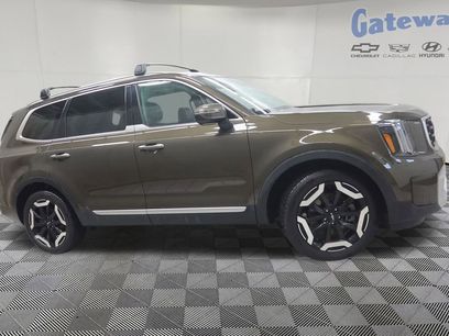 Used 2025 Kia Telluride S