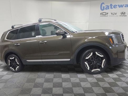 Used 2025 Kia Telluride S AWD/4WD image 1
