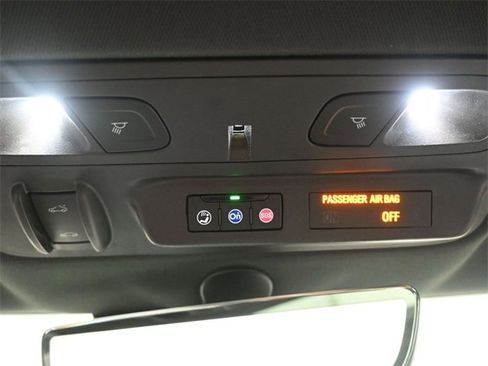 Used 2020 Chevrolet Camaro ZL1 image 36