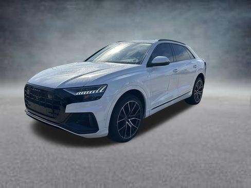 Used 2023 Audi Q8 Premium Plus w/ Premium Plus Package AWD/4WD image 2